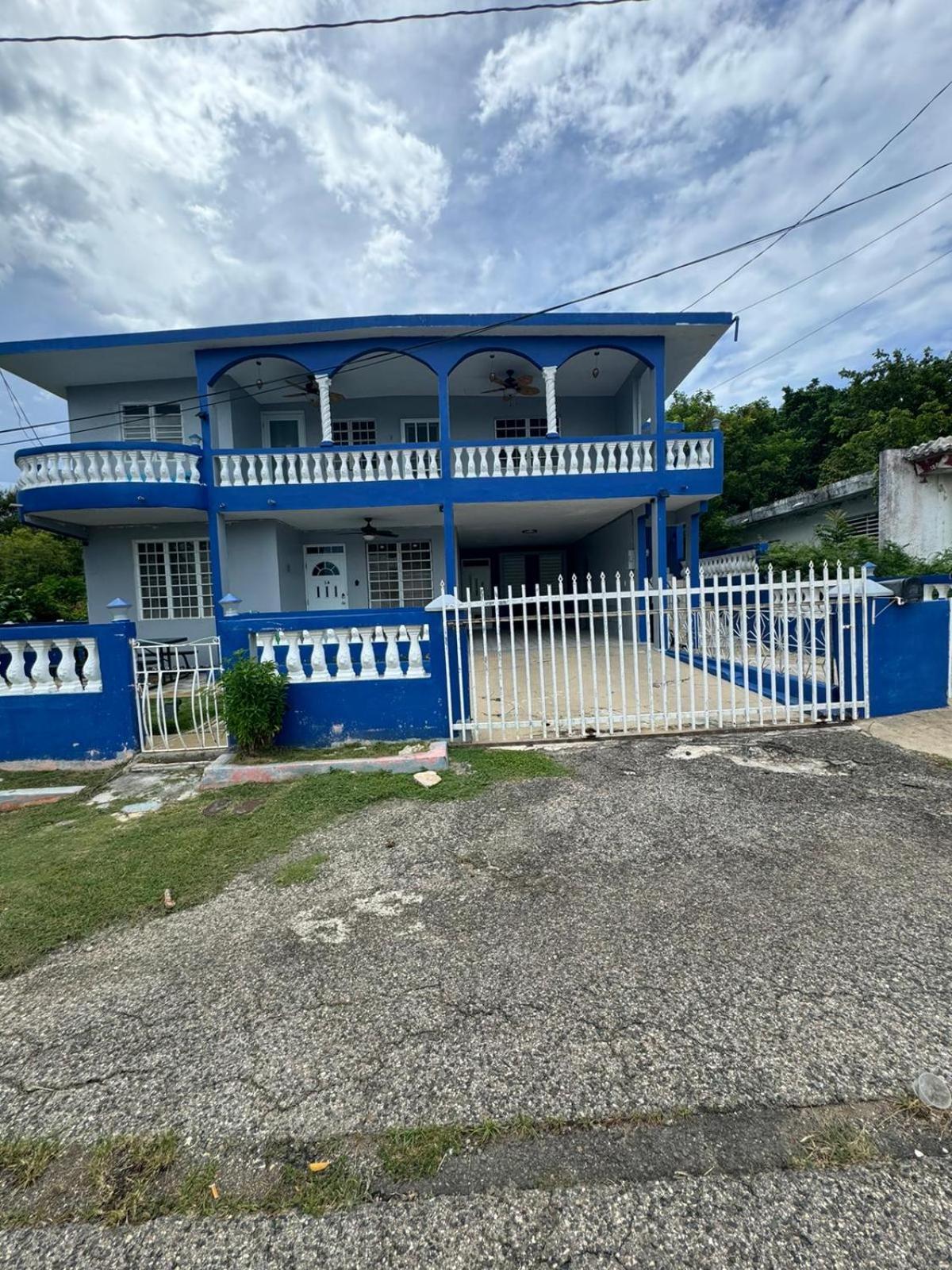 1A - Large Beach House Near Crash Boat Beach Агуадила Екстериор снимка